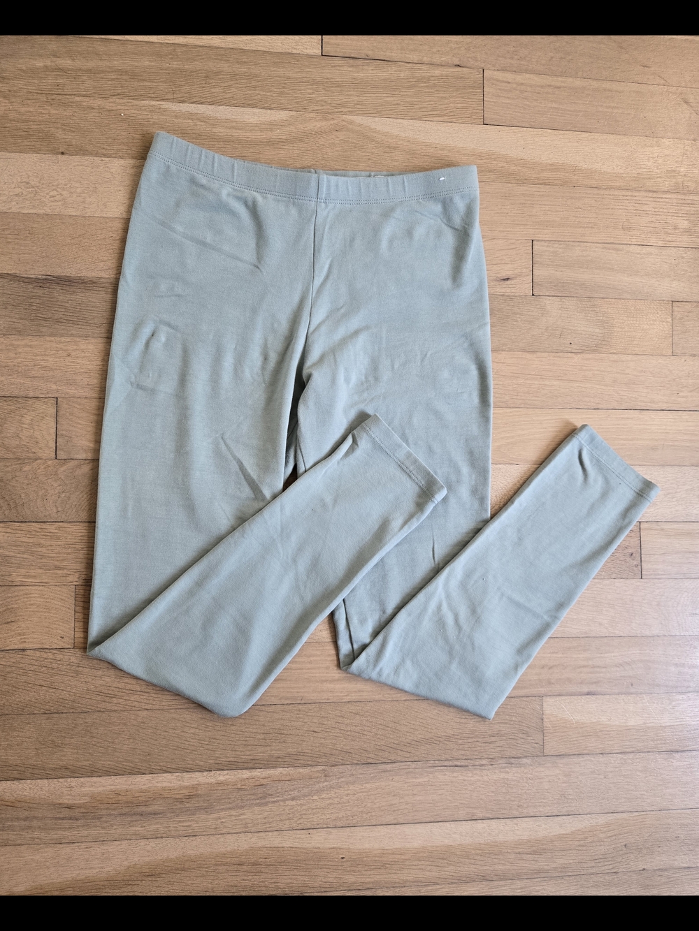 Light Sage Green Stretch Leggings